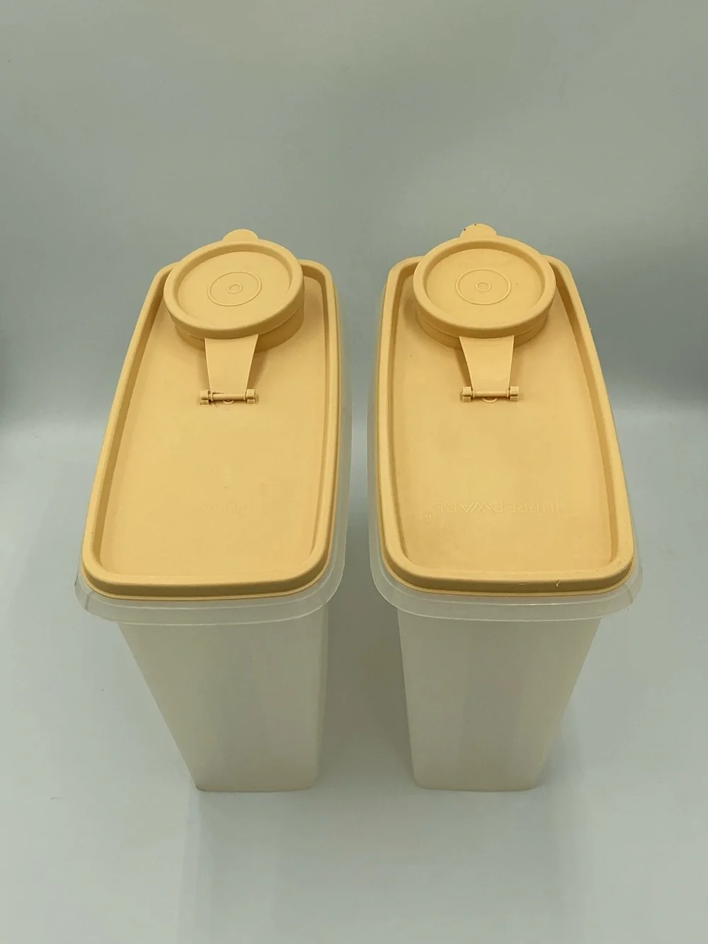 Vintage Tupperware Set of 2 Cereal Snack Keeper Containers Yellow & Beige w/Lids